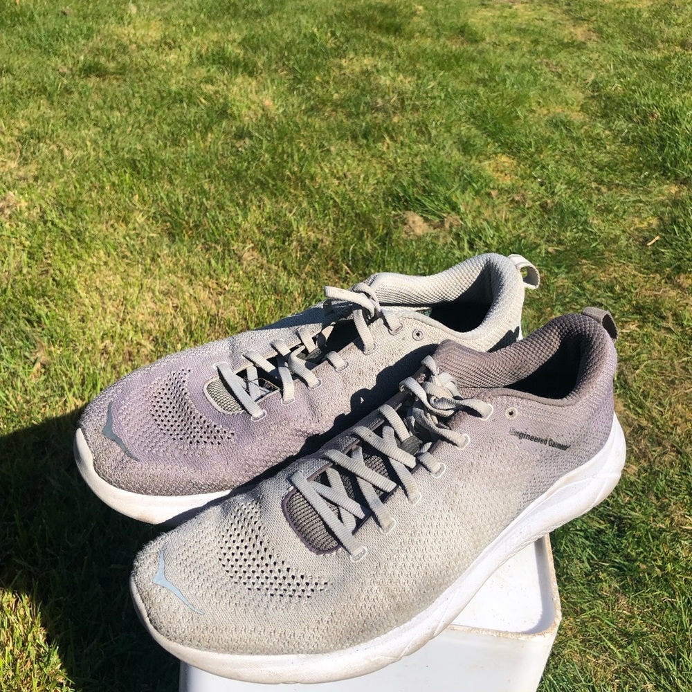 Hoka One One Hupana 2EG Men’s Gray with Dark Gray Accents Sneakers Size 12.5